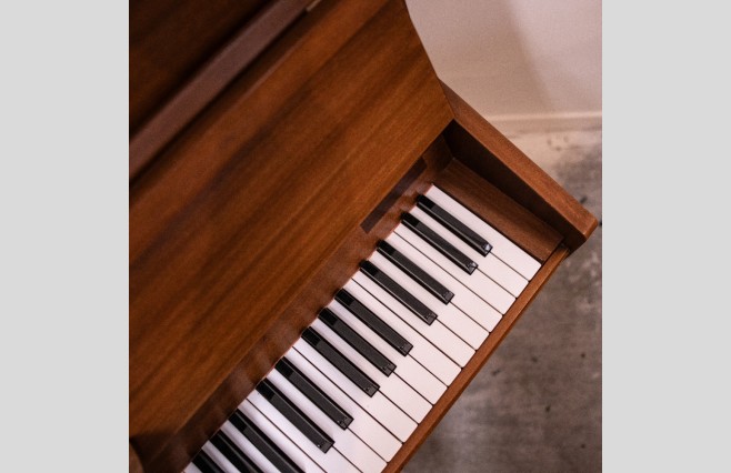 Schrieber Mahogany 108 Used Upright Piano Trade Price Bargain (SN:6102987) - Image 8